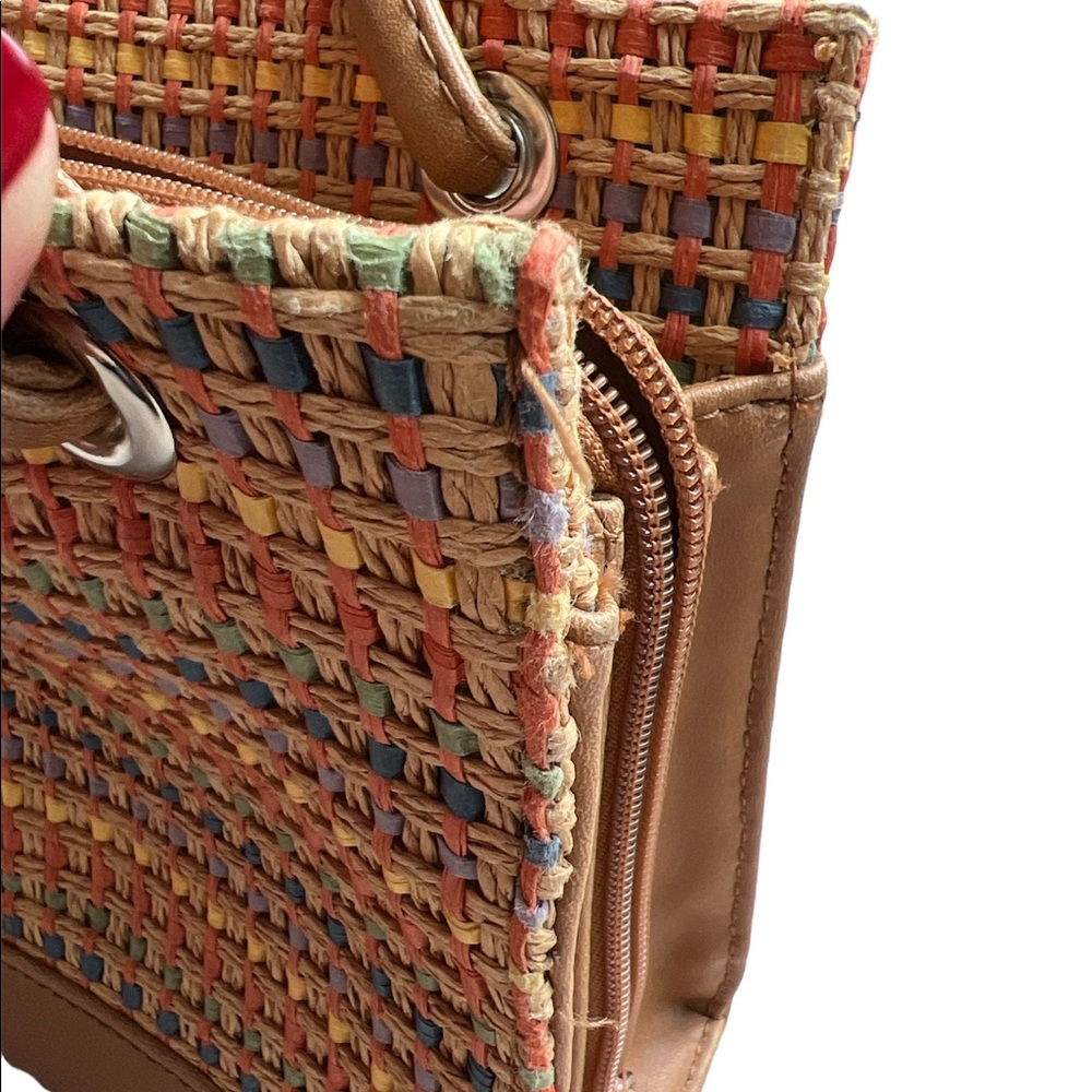 Sag Harbor Multi-Color Wicker/Straw Spring-Style Handbag - Picture 4 of 11